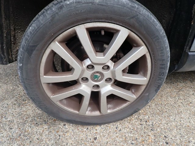 Skoda Yeti Suv Grey #45