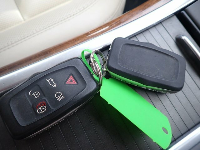 Land Rover Range Rover Sport 3.0 Tdv6 Hse Commandshift Red #5