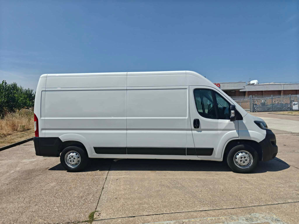 Peugeot Boxer 2.2 Bluehdi 335 Lwb Professional Premium Panel V NV73VLE White #4