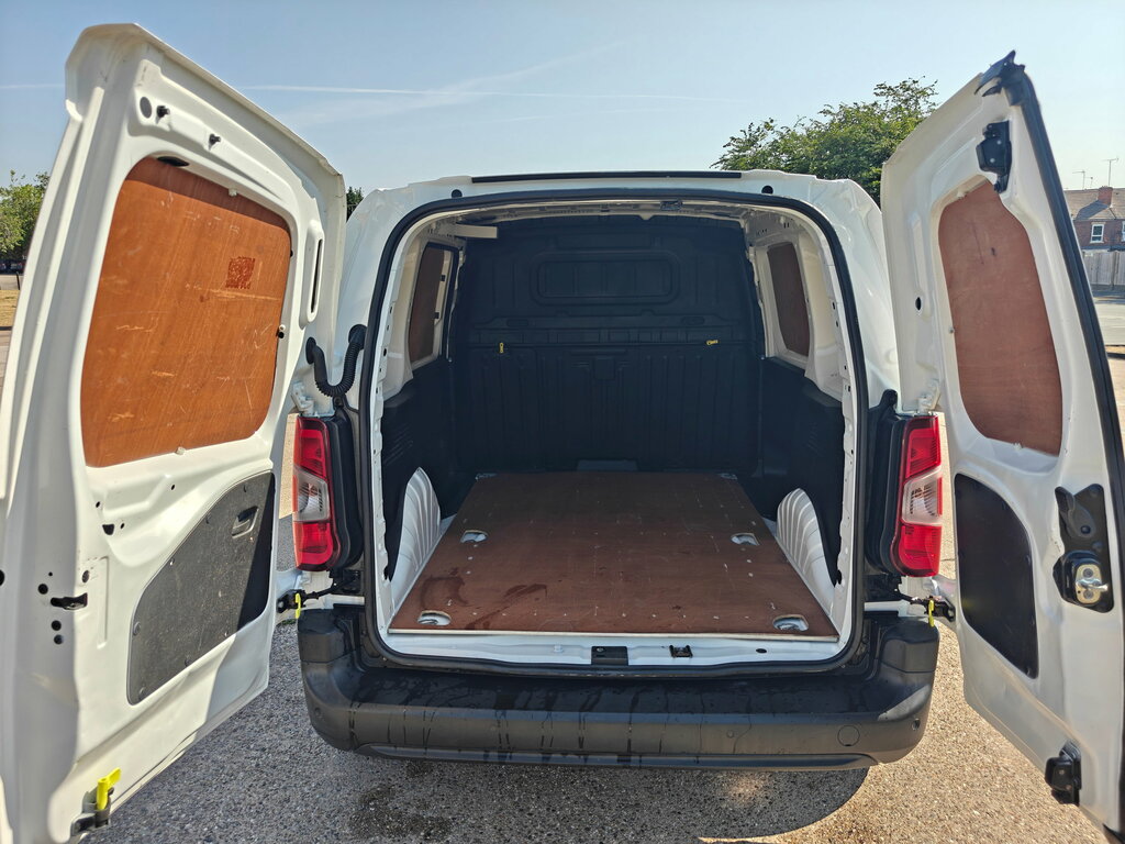 Citroen Berlingo 1.5 Bluehdi 1000 Enterprise M Panel Van White