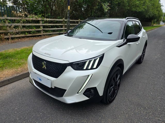 Peugeot e-2008 Gt Line Suv LO70JXE White #4