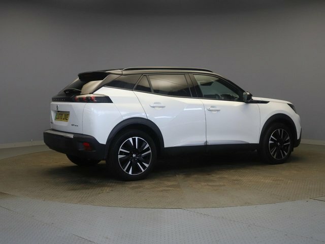 Peugeot e-2008 Gt Line Suv White #4