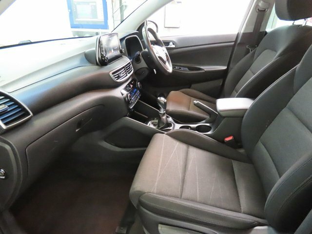 Hyundai Tucson Gdi Se Nav Suv Grey #2