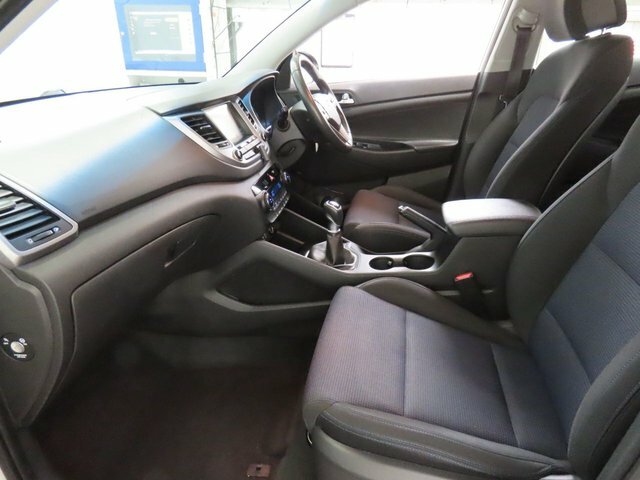 Hyundai Tucson Gdi Blue Drive Se White #2