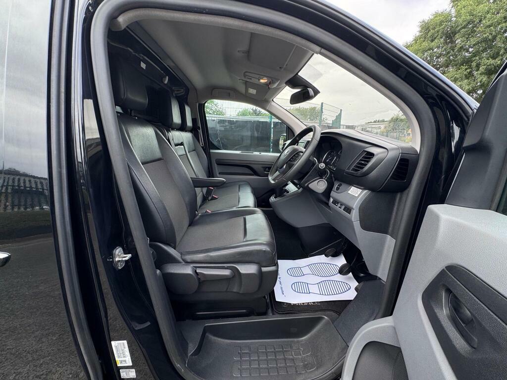 Toyota PROACE 1.5D 120 Icon Medium Wheelbase L2h1 Low Roof Van White #34