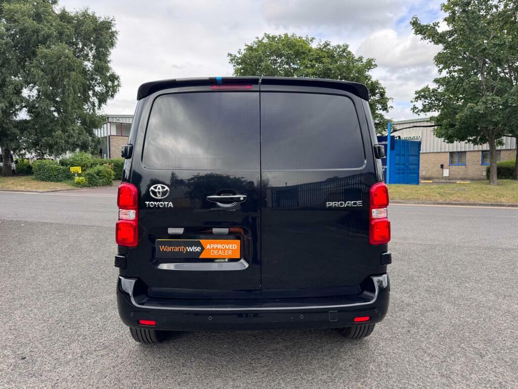 Toyota PROACE 1.5D 120 Icon Medium Wheelbase L2h1 Low Roof Van White #11