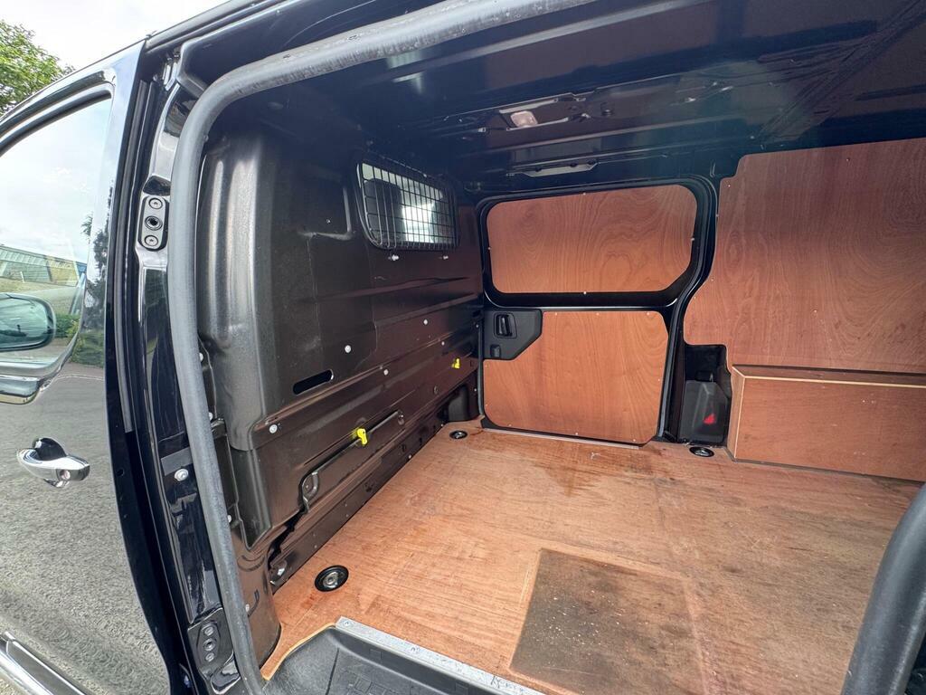 Toyota PROACE 1.5D 120 Icon Medium Wheelbase L2h1 Low Roof Van White #8
