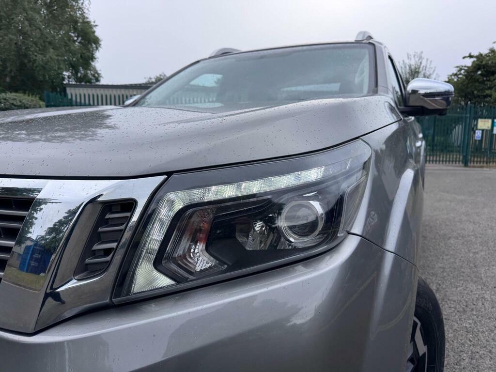 Nissan Navara Pickup 2.3 Dci Tekna 202020 White #14