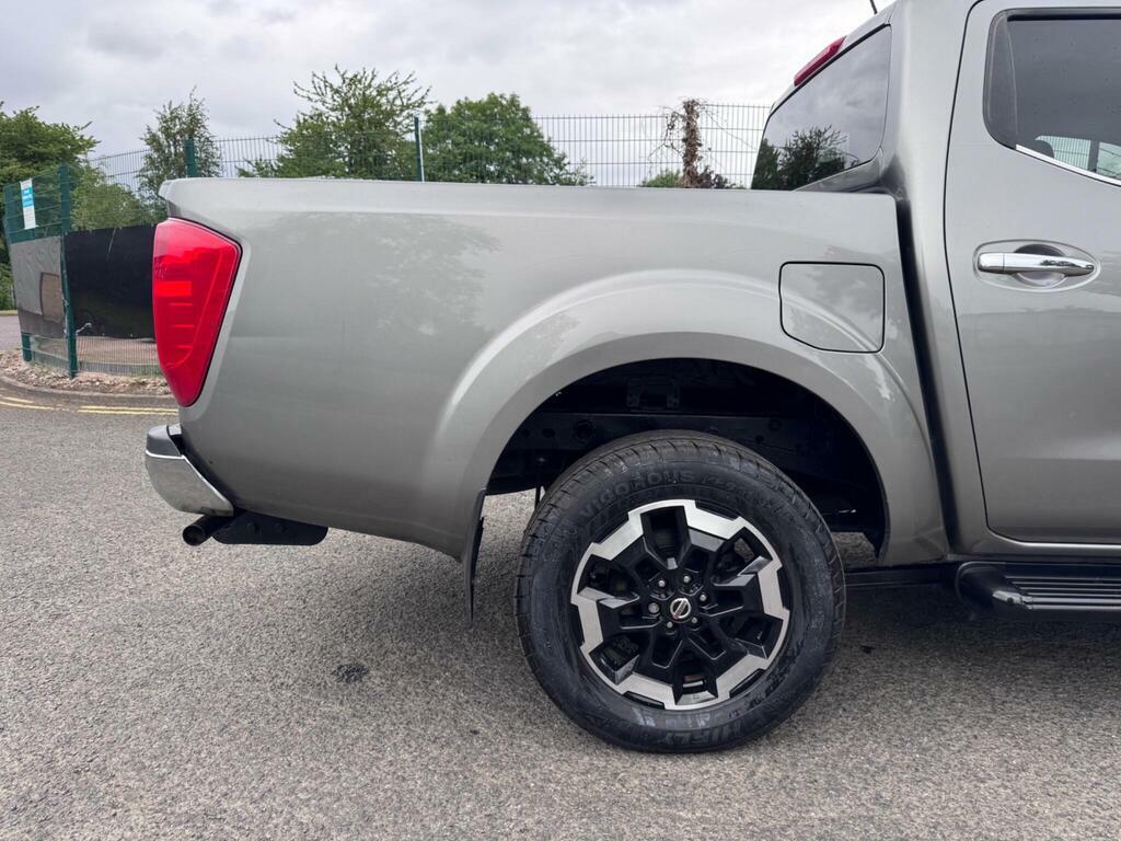 Nissan Navara Pickup 2.3 Dci Tekna 202020 White #9