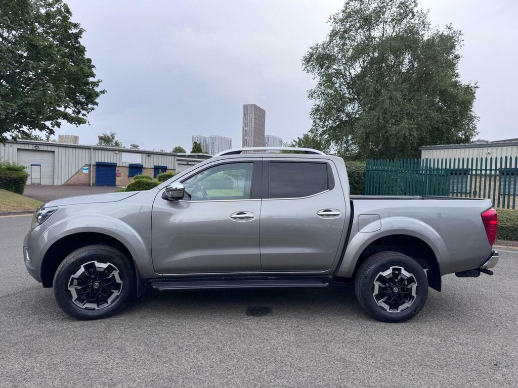 Nissan Navara 2.3 Dci Tekna 4Wd Euro 6 Grey #4