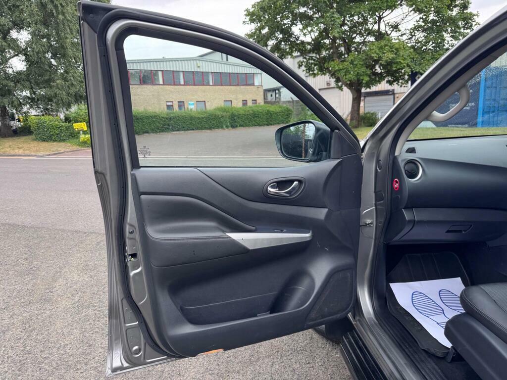 Nissan Navara Pickup 2.3 Dci Tekna 202020 White #31