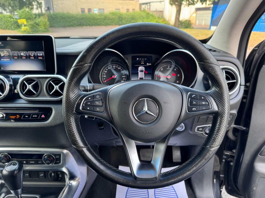 Mercedes-Benz X Class Class 2.3 Black #37