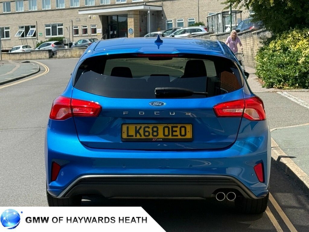 Ford Focus 1L St-line X LK68OEO Blue #4