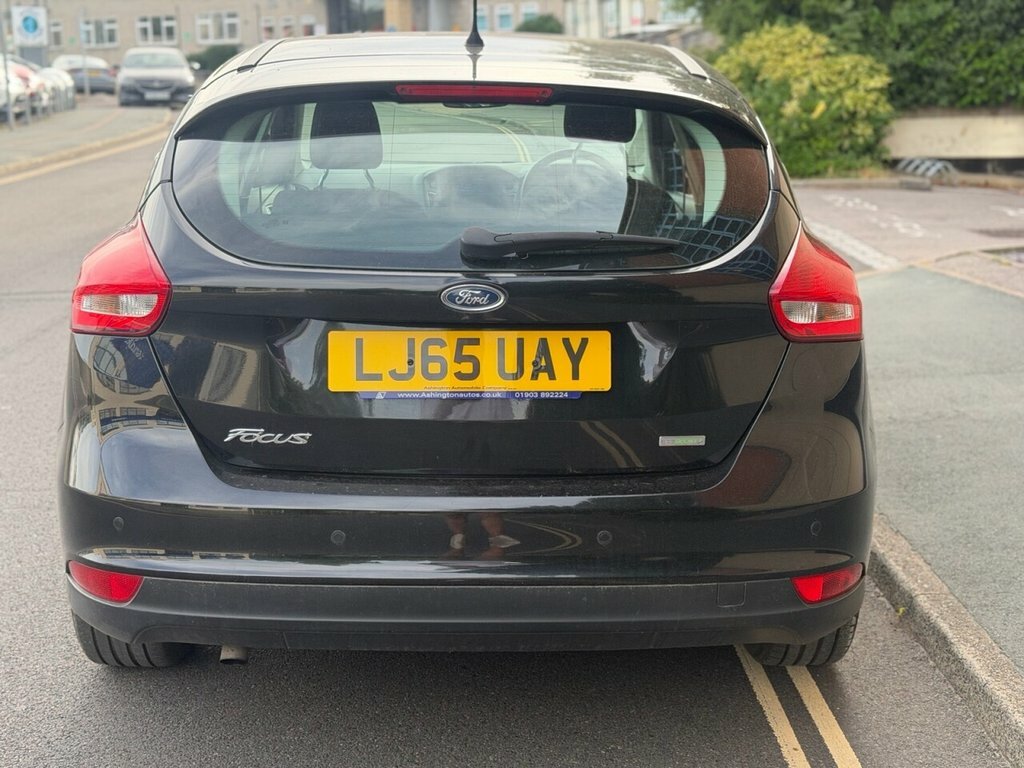 Ford Focus 1L Zetec Black