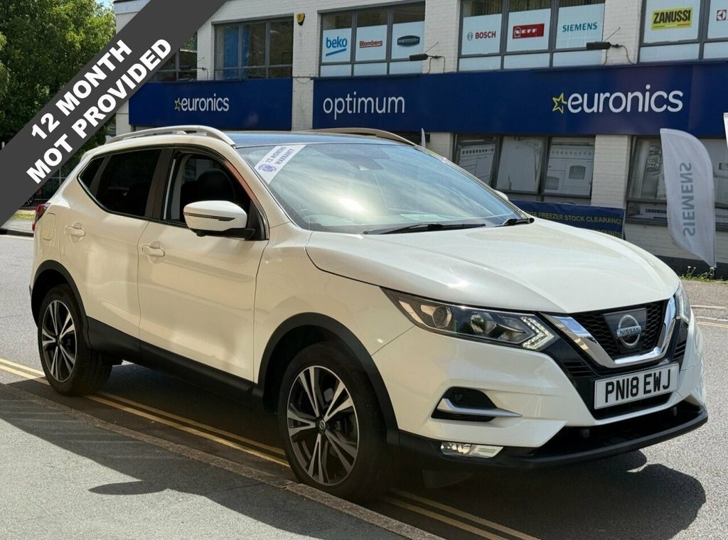 Nissan Qashqai 1.2L N-connecta PN18EWJ White #2