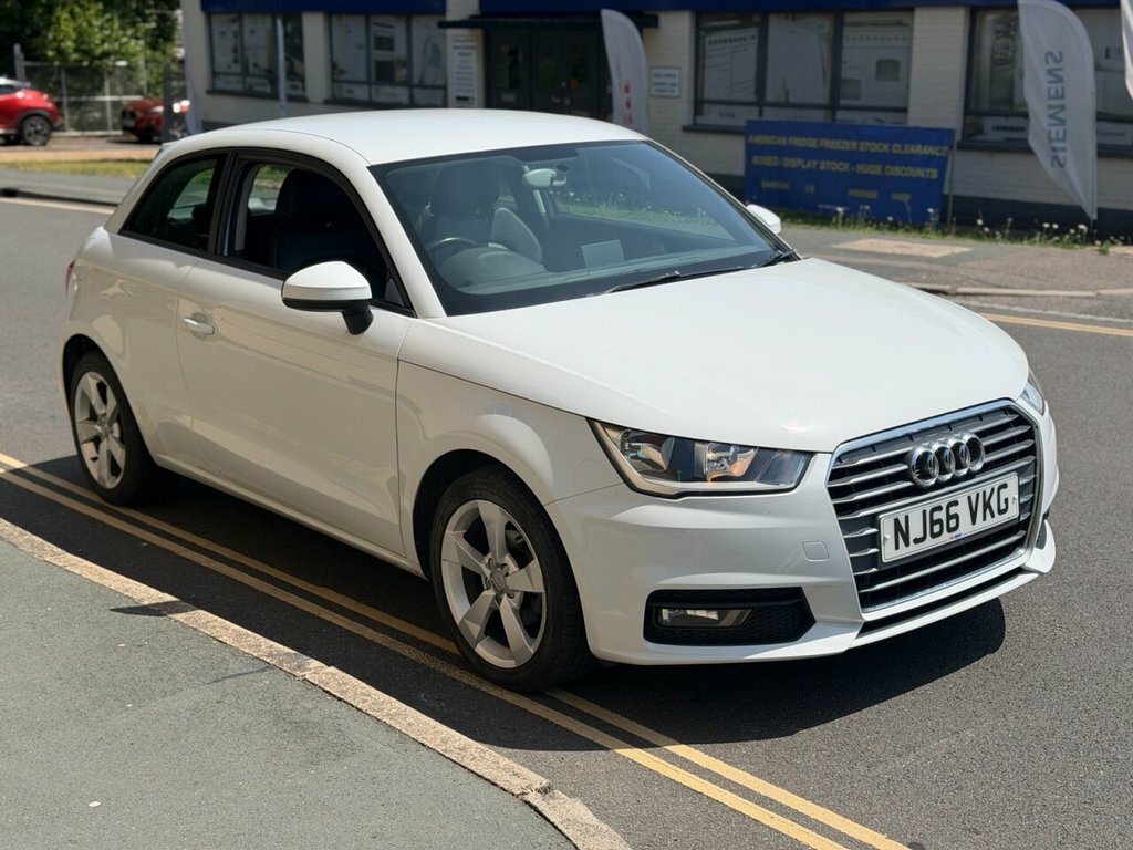 Audi A1 1L Sport White #4