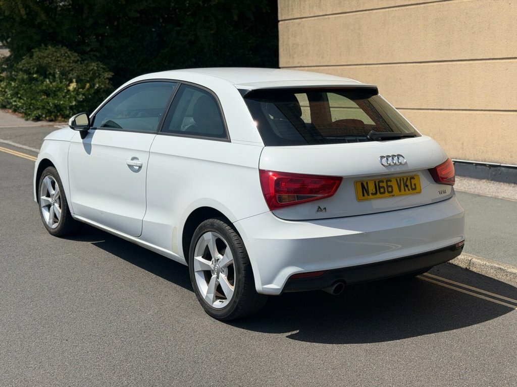 Audi A1 1L Sport White #6