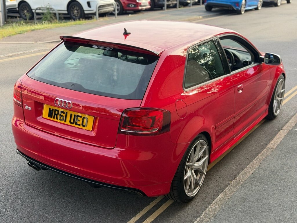 Audi S3 2L Null Red #4