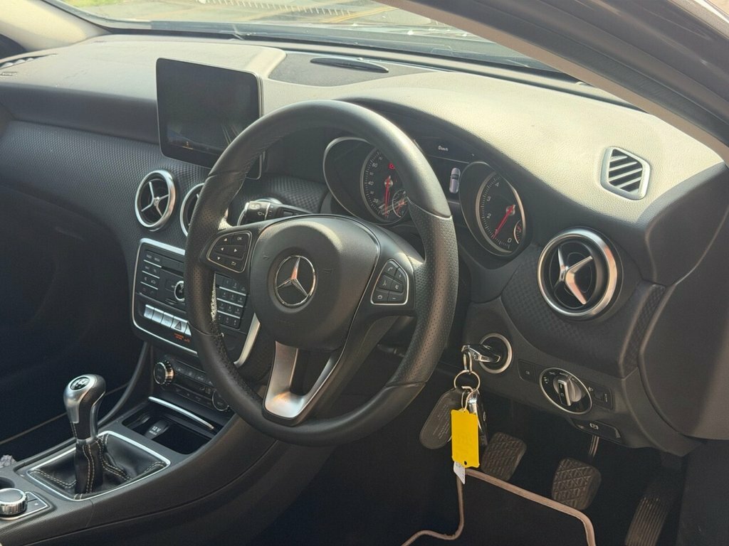 Mercedes-Benz A Class 1.6L Sport Grey #2