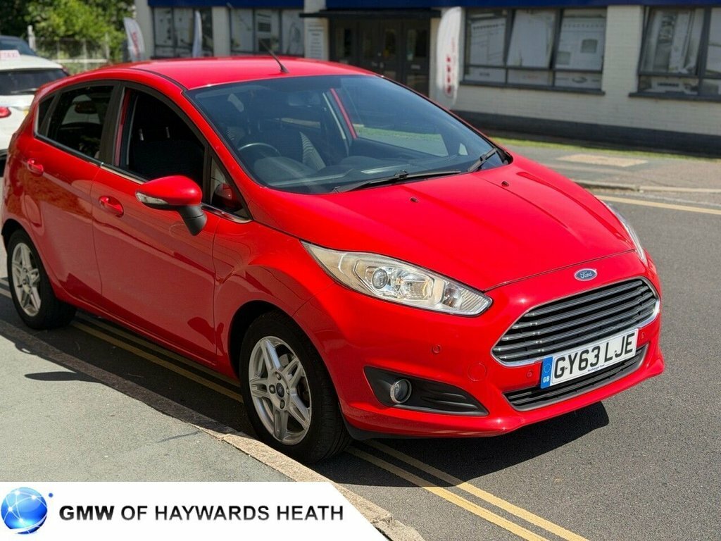 Ford Fiesta 1L Zetec Red