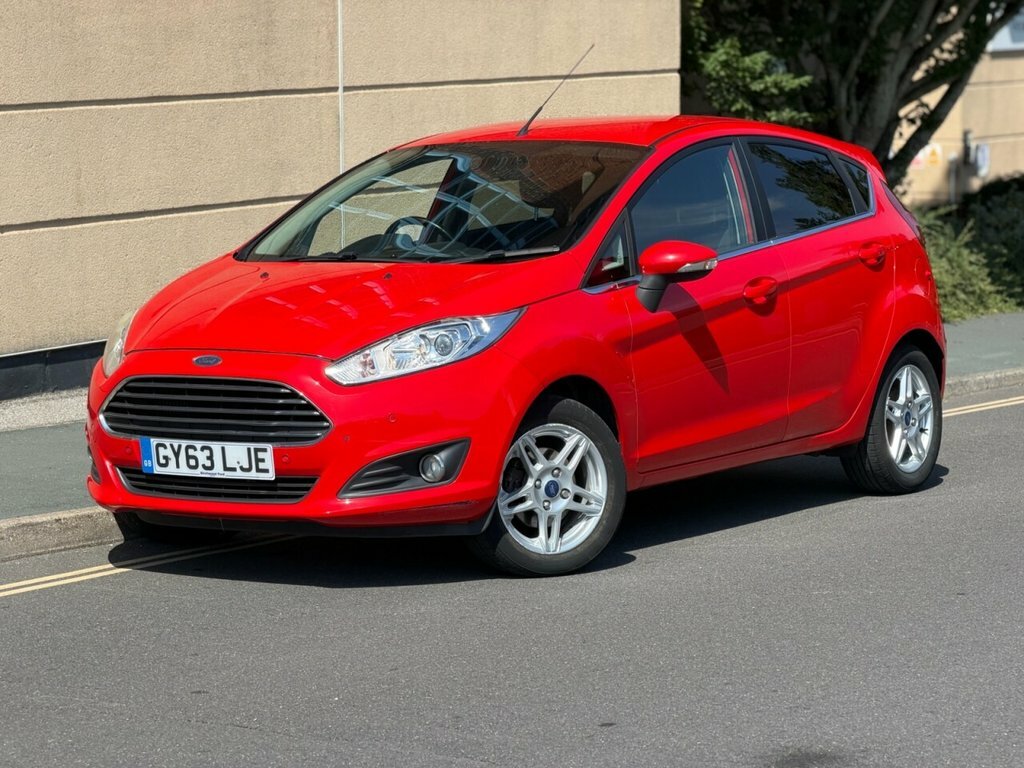 Ford Fiesta 1L Zetec Red