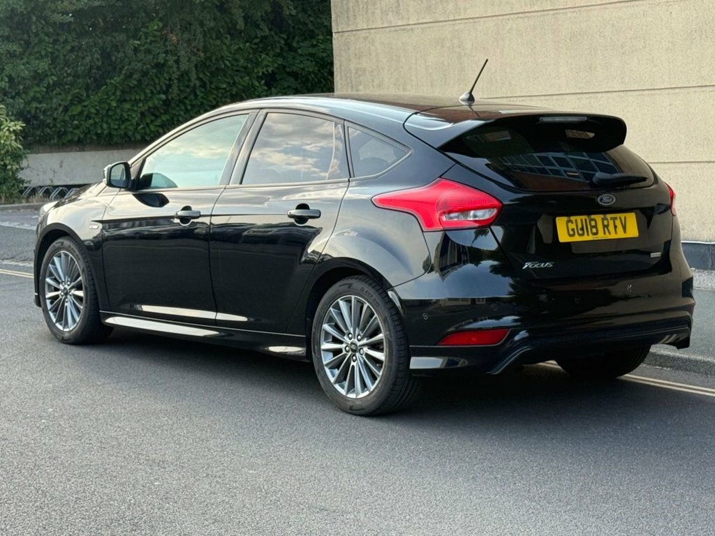 Ford Focus 1L St-line GU18RTV Black #4