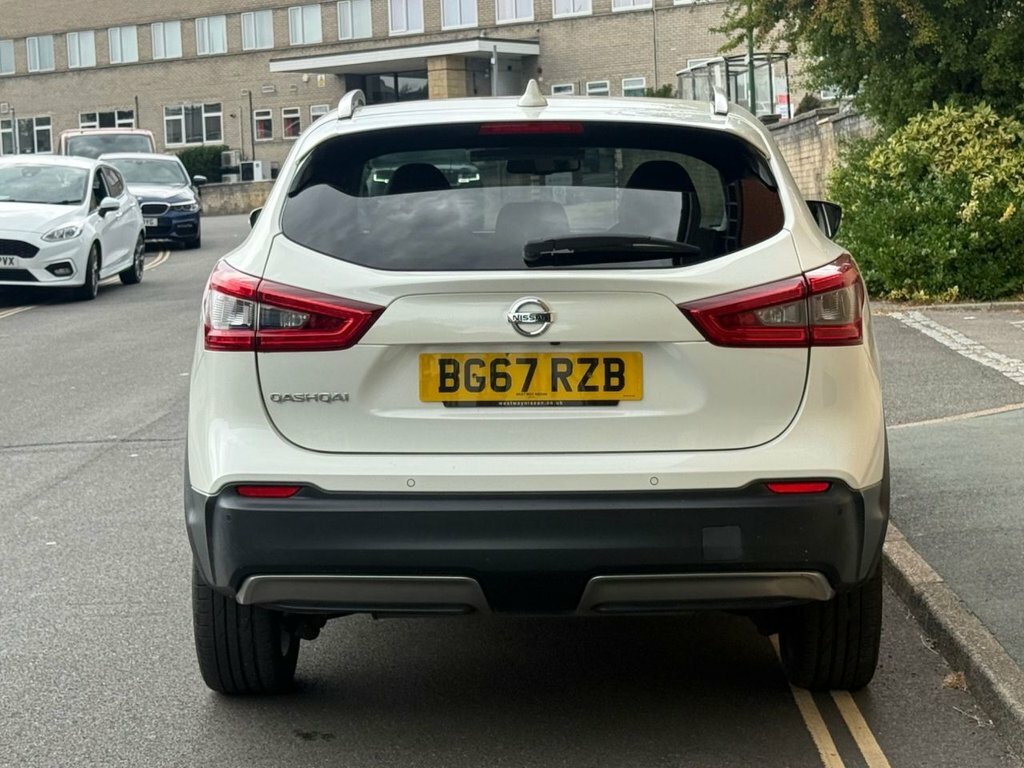 Nissan Qashqai 1.6L Tekna BG67RZB White #5