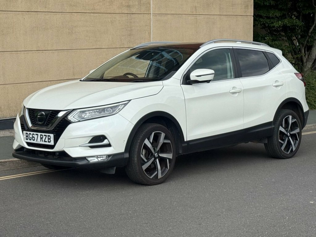 Nissan Qashqai 1.6L Tekna BG67RZB White #2