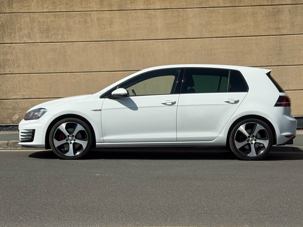 Volkswagen Golf 1.4 Se Tsi Bluemotion Technology Dsg 120 Bhp White #3