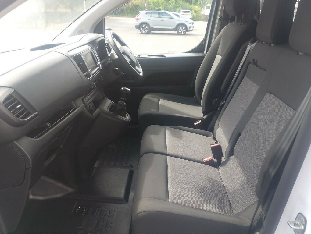 Toyota PROACE Long Icon 2.0D 140Ps Airconsatnavalloyselpack Grey #11