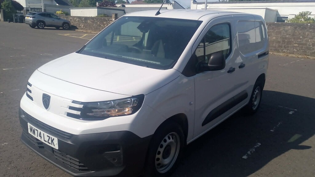 Peugeot Partner Panel Van 1.5 Partner Pv Standard 1.5 Bhdi 100 Ss MW74LZK White #3