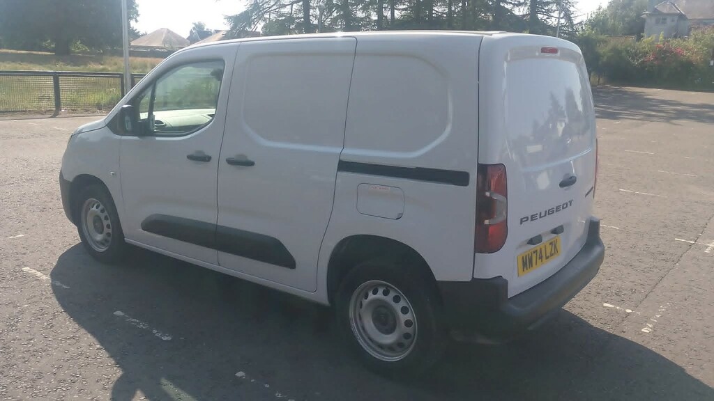 Peugeot Partner Panel Van 1.5 Partner Pv Standard 1.5 Bhdi 100 Ss MW74LZK White #5