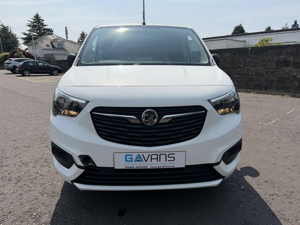 Vauxhall Combo 1.6 Turbo D 2300 Sportive White #2