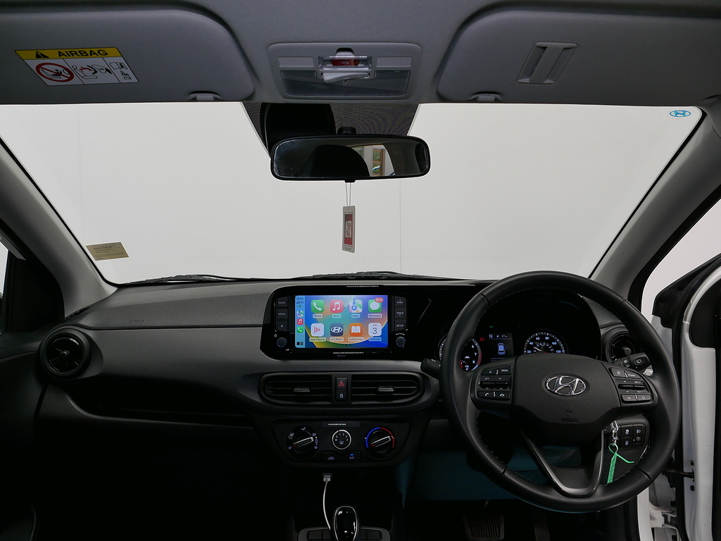 Hyundai I10 Se Connect AMZ3657 White #3