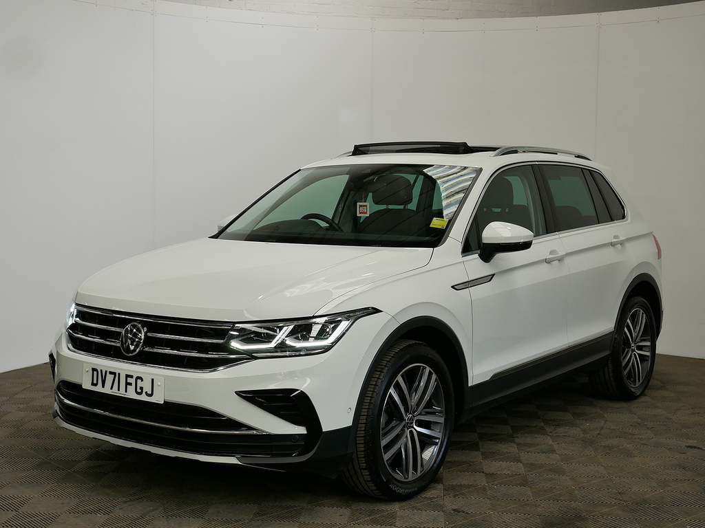Volkswagen Tiguan Tsi Elegance DV71FGJ White #4