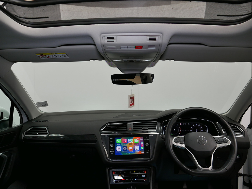 Volkswagen Tiguan Tsi Elegance DV71FGJ White #3
