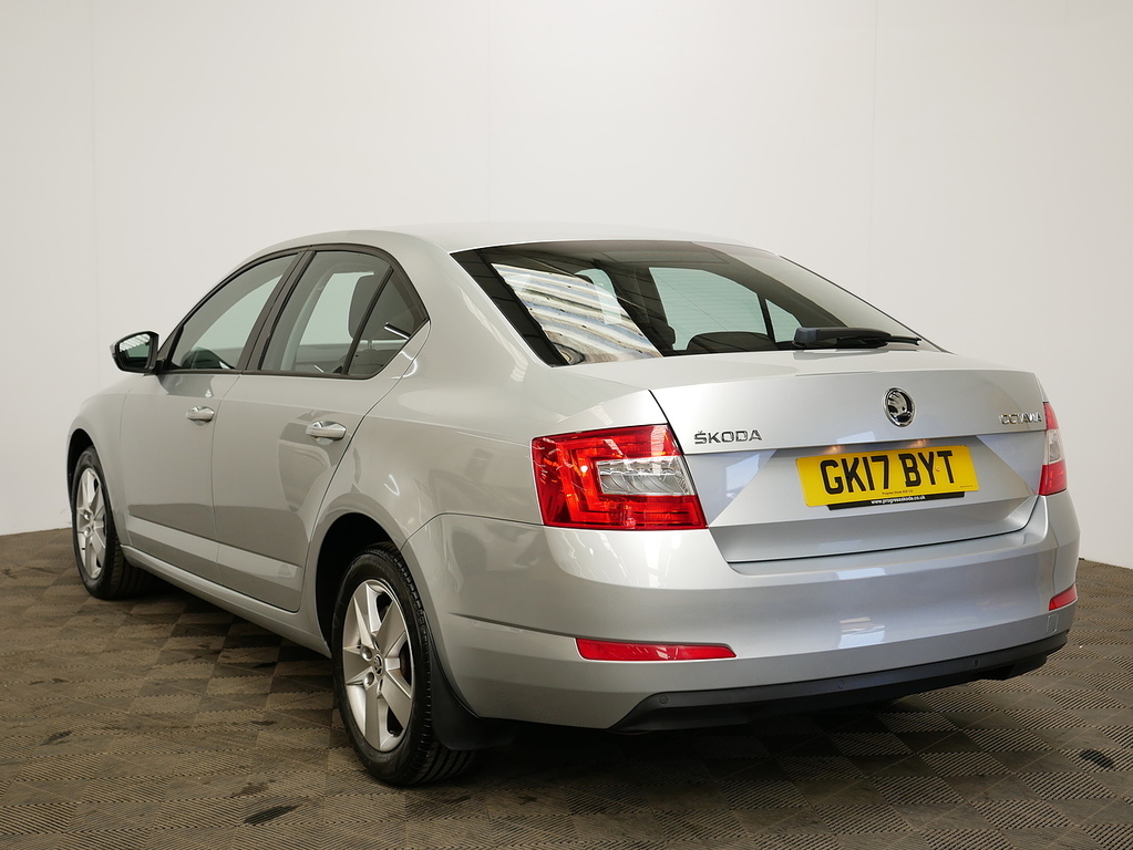 Skoda Octavia Tsi Se Silver #6