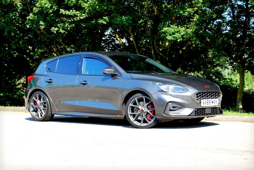 Ford Focus St 2.3 T Ecoboost - Mountune M330 - Performance Pa Grey