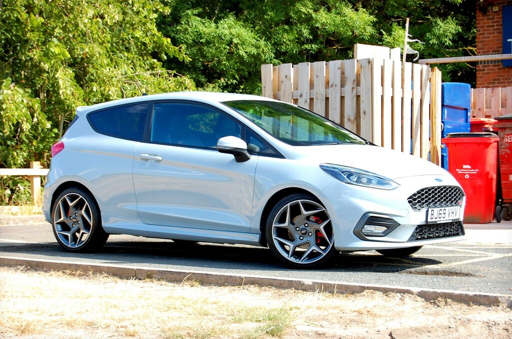 Ford Fiesta St-3 1.5 3-Door - Performance Pack Led Lights B An BJ69VHV Silver