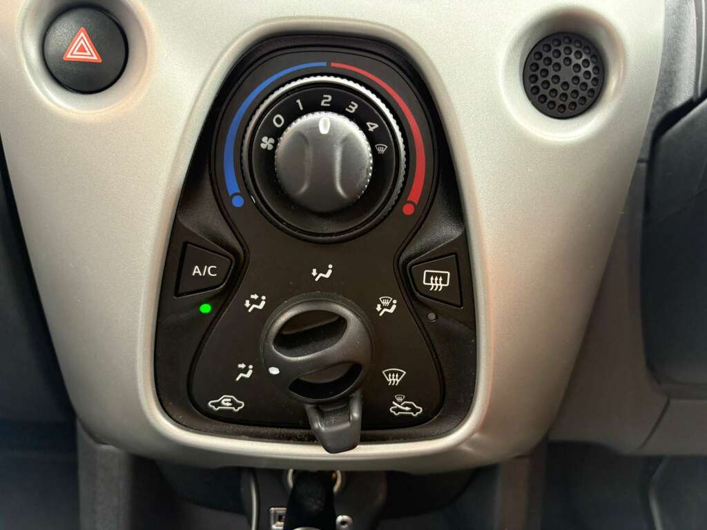 Toyota Aygo X 1.0 Aygo X-play Vvt-i RV64ODP Blue #6