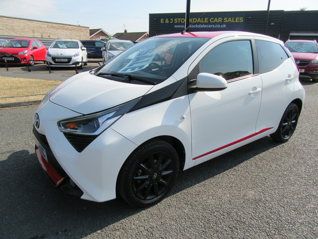 Toyota Aygo X X-press 1.0 Vvt-i White #2