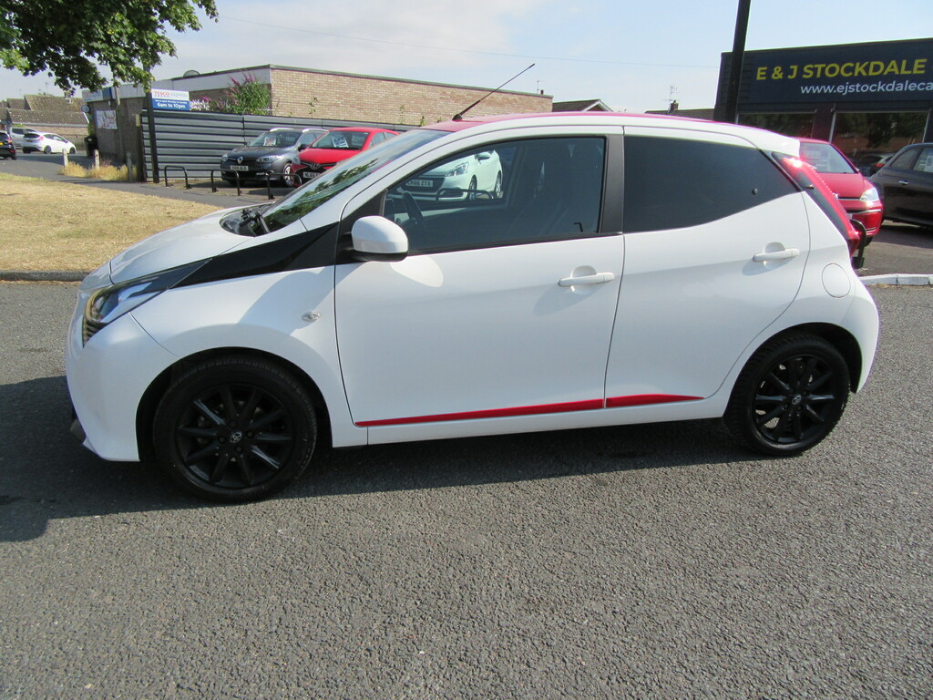 Toyota Aygo X X-press 1.0 Vvt-i White #4