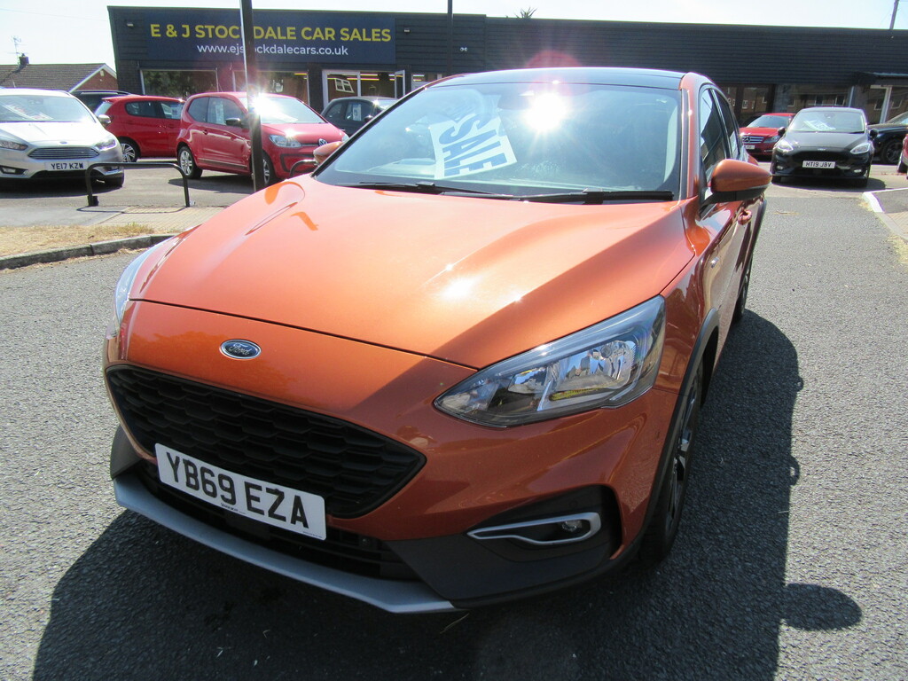 Ford Focus Active X 1L Active X Euro 6 Orange #4