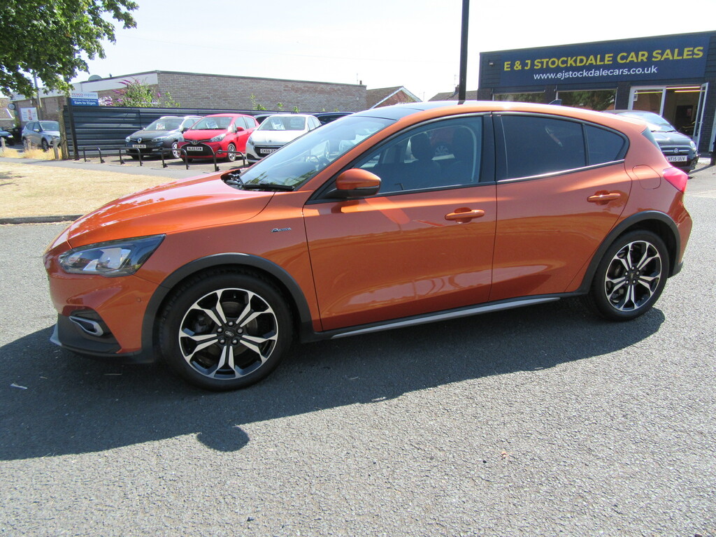 Ford Focus Active X 1L Active X Euro 6 Orange #3