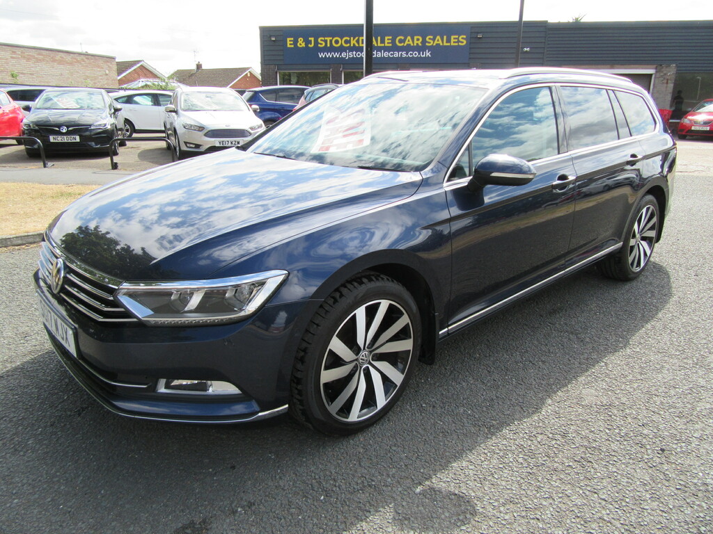 Volkswagen Passat Gt Tdi Bluemotion Technology 2L Gt Tdi Bluemotion Blue