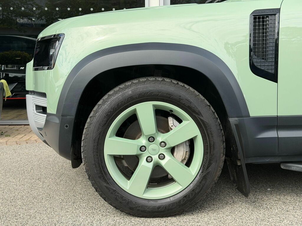 Land Rover Defender 90 3.0 D300 Mhev 75Th Limited Edition Suv Green #3