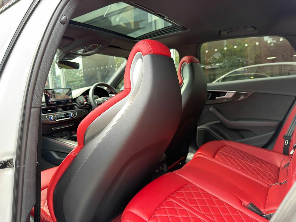 Audi S4 Tfsi S4 Quattro Black #25