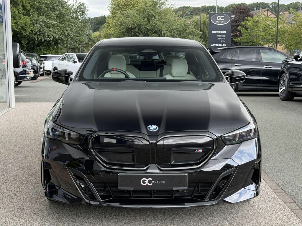 BMW i5 M60 83.9Kwh Saloon Xdrive 601 P Black #2