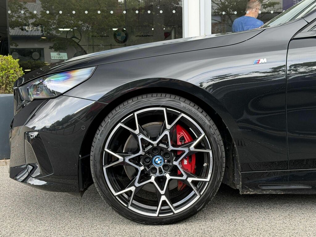 BMW i5 M60 83.9Kwh Saloon Xdrive 601 P Black #3