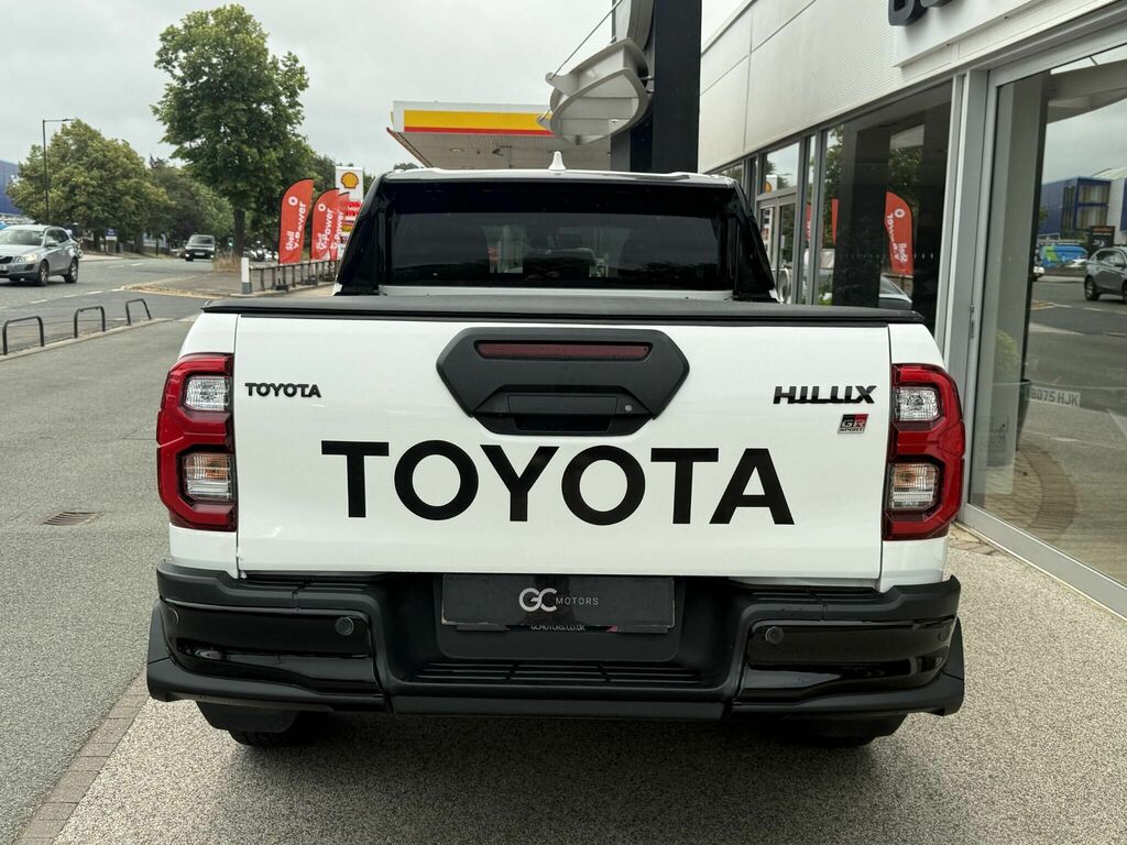 Toyota HILUX 2.8 D-4d Gr Sport II Pickup Double Cab White #6